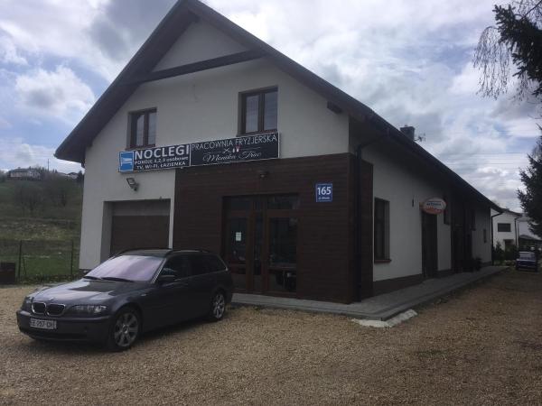 Ms-Otel Pokoje Goscinne 1,2,3 Osobowe Żywiec, Varaa Hotelli Sleesia hotellit, joissa on pysäköinti, Pysäköinti