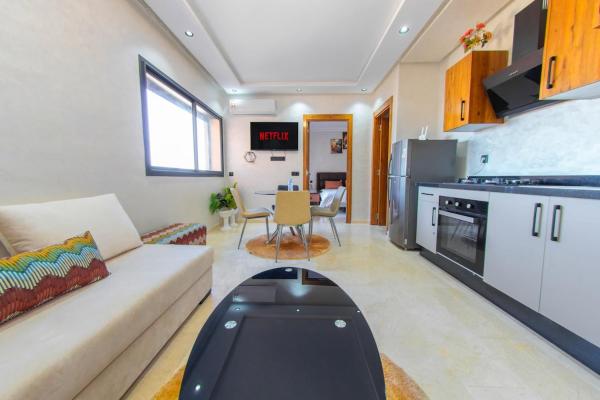 New apartment with pool, Varaa Huoneisto Hotellit Marrakech-Tensift-Haouz pysäköinnillä, Pysäköinti