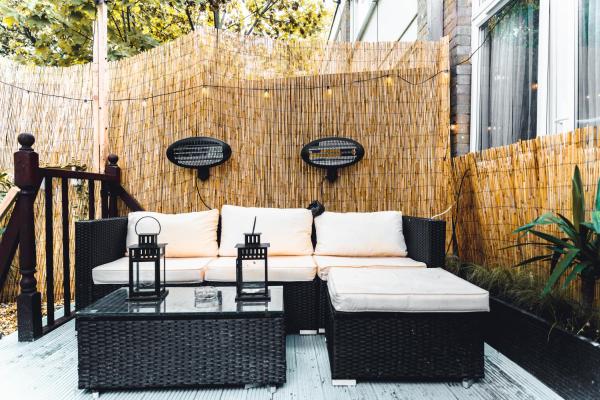 RelaxHaus! 3BR Garden Retreat with 2 Saunas, Hot Tub and Cinema, Varaa  Merseyside SPA-hotellit, SPA
