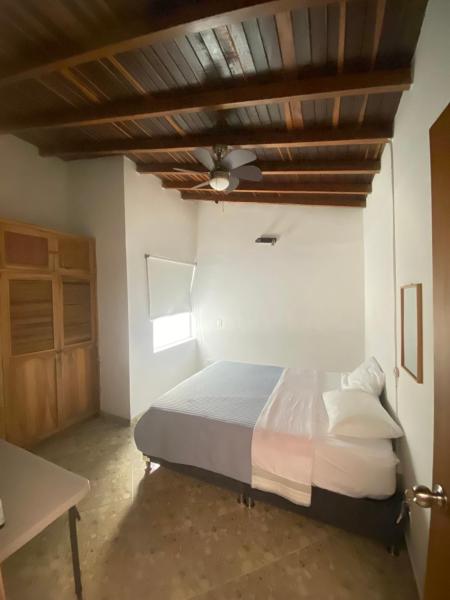 Residencia Dual Retiro Urbano, Varaa  Hotellit Envigado pysäköinnillä, Pysäköinti