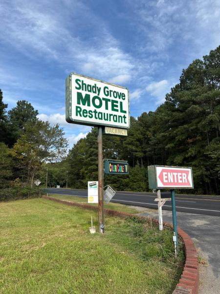 Shady Grove Motel, Varaa Motelli Ashland Virginia
