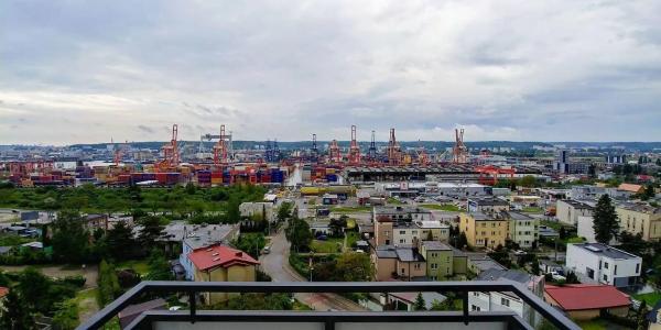 Pokoje Gdynia Port, Varaa  Pommeri hotellit, joissa on pysäköinti, Pysäköinti
