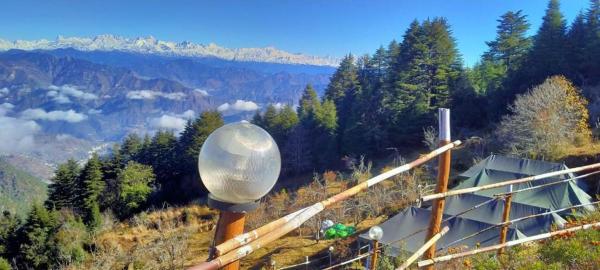 Kanatal Majestic Resort by RIHS, Varaa  Hotellit Uttarakhand pysäköinnillä, Pysäköinti