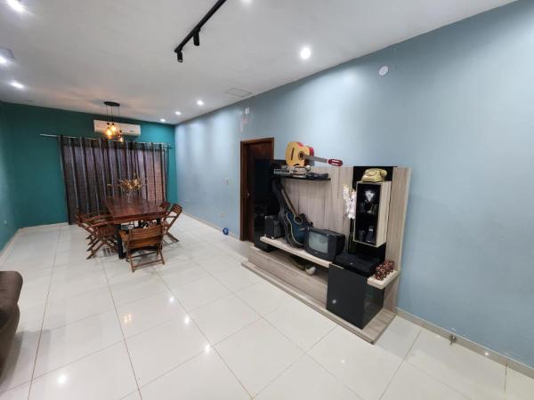 Casa con patio y quincho en Cambyreta Itapua, Varaa  Encarnación Itapua