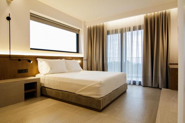Thea Experience, Varaa  Hotellit Thessalia pysäköinnillä, Pysäköinti