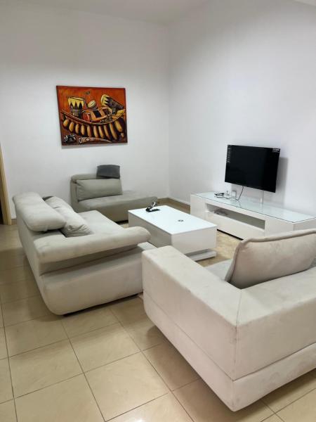 Moradia no Centro da Cidade, Varaa  Luanda Angola