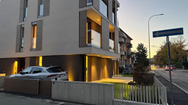 WELCOME residenza esclusiva via Liverani Imola, Varaa  Imola Bologna Province