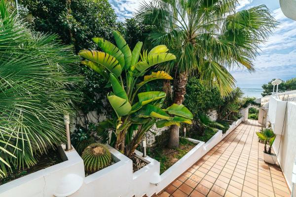 Beachfront Villa, Varaa  Moraira Costa Blanca