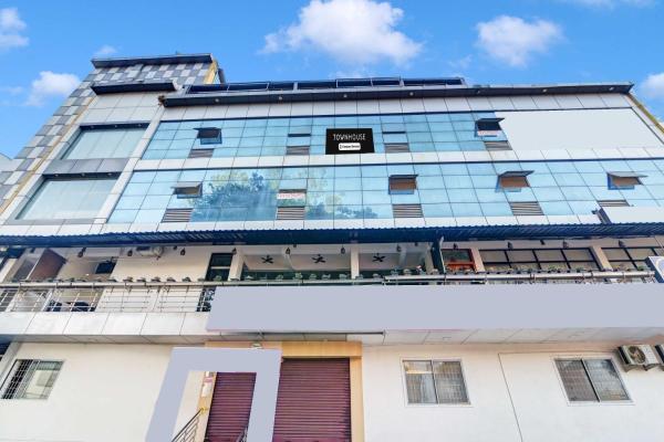Townhouse Oak Coorg KSRTC Bus Station Kushal Nagar, Varaa  Kushalnagar Coorg