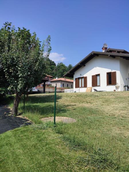 Villa Verde, Varaa  Piemonte hotellit, joissa on pysäköinti, Pysäköinti