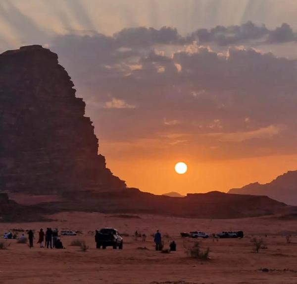 calm Rum, Varaa  Wadi Rum Akaba