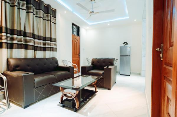 Woodpoint Apartments, Varaa Huoneisto Dawhwenya 