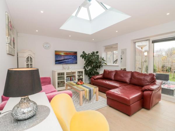 Paradise Villa, Varaa  Highcliffe Merseyside