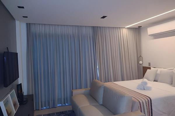 Box 150, Varaa  Hotellit Bahia uima-altaalla, Uima-allas
