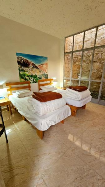 Wadi Dana Lodge - نزل وادي ضانا, Varaa  Dana Petra