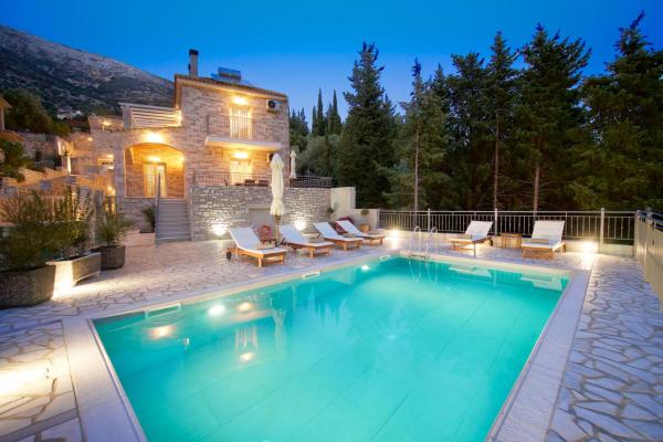 Ariadne villas, Varaa  Mesochórion Keski-Kreikka