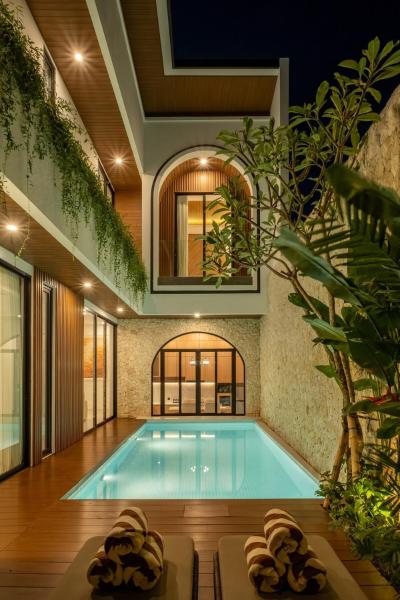 Brand New Modern 3br Luxury Villa at Berawa Canggu - Casa De Avisha, Varaa Villa Tibubeneng huvilat, Villa