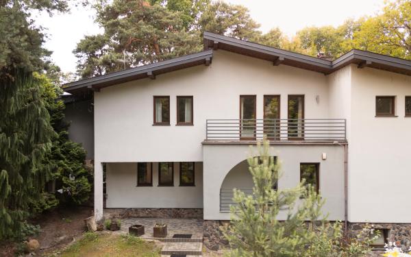 Golden Villas - Cozy Family Villa with Garden & Sauna, Konstancin, Varaa  Konstancin-Jeziorna Masovia
