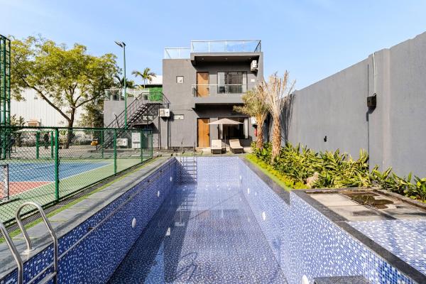 HomeGround Sector 89 -3 BHK Villa, Varaa  Haryana hotellit, joissa on uima-allas, Uima-allas