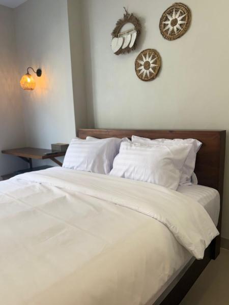 Flamboyant Guesthouse, Varaa  Seminyak Badung