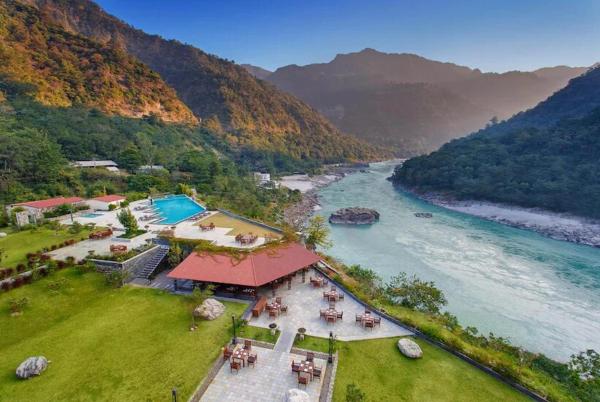 Aloha Ganges Apartments, Rishikesh, Varaa  Jāmb hotellit, joissa on uima-allas, Uima-allas