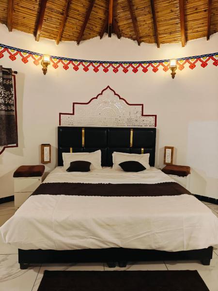 Dholavira Desert Homestay, Varaa  Dholovira Gujarat