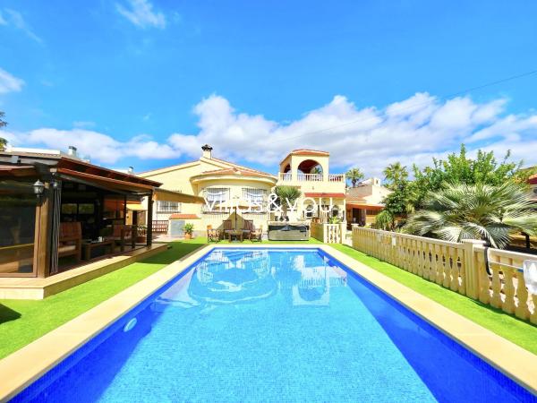 Villa Agave Ciudad Quesada by Villas&You, Varaa  Rojales Costa Blanca