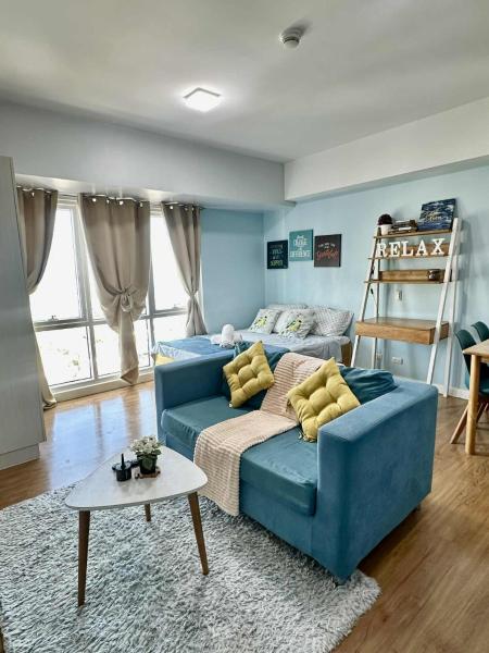 Bleu Suite in Abreeza Place Davao City, Varaa  Romblon hotellit, joissa on uima-allas, Uima-allas