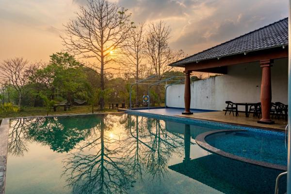 Avadale Dandeli - Heritage River Resort - Stag Groups Not Allowed, Varaa  Dandeli Bangalore