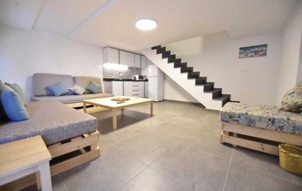 Sea Breeze Duplex Studio in Batroun Souk, Varaa  Batroun 