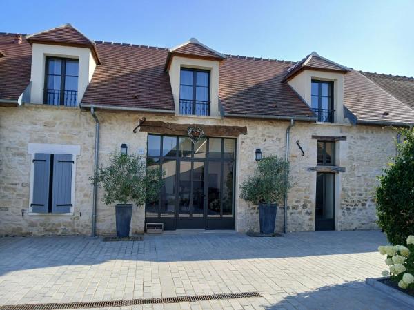 Lilau - Villa de charme avec parking et jardin près de Chantilly, Varaa  Gouvieux Oise