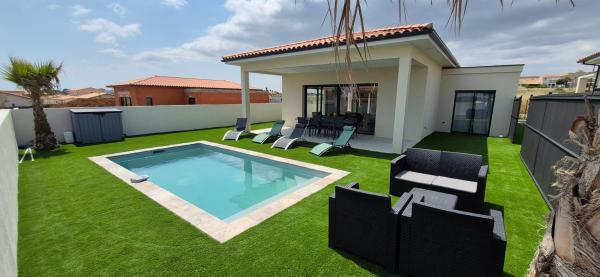 Villa neuve Hemera , 8 couchages, piscine & plage, Varaa  Portiragnes Canal du Midi