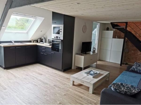 Gîte en campagne, idéal randonneurs, Varaa   
