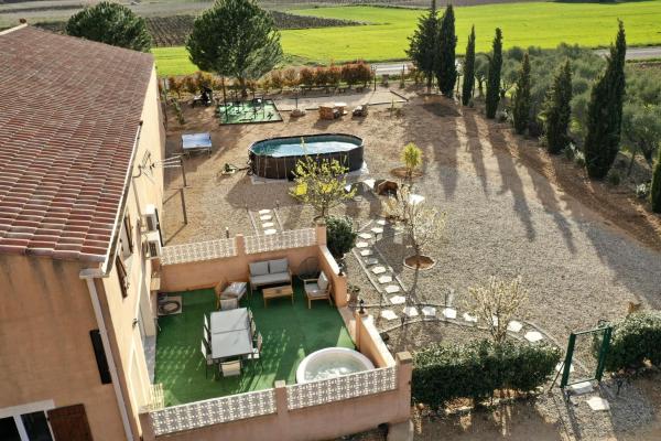 Villa vigneronne moderne piscine et jaccuzi, Varaa  Saint-Jean-de-Fos 