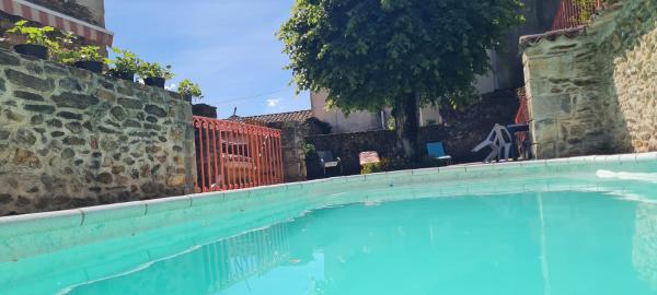 Chambre d'hote Gîte Le Tilleul, Varaa  Le Martinet Cévennes