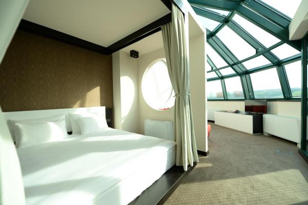 Hotel Hedonic, Varaa Hotelli Belgrad Central Serbia