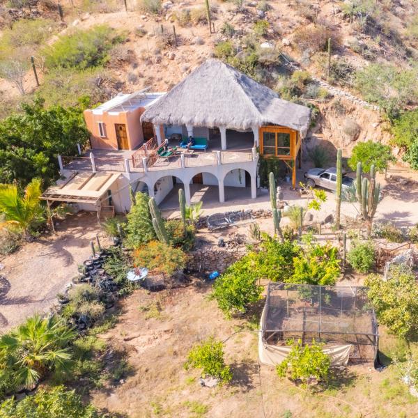 Unique Villa in the desert with panoramic views - 400 mt from secluded beach, reached by 4x4, Varaa  La Paz Baja California Sur