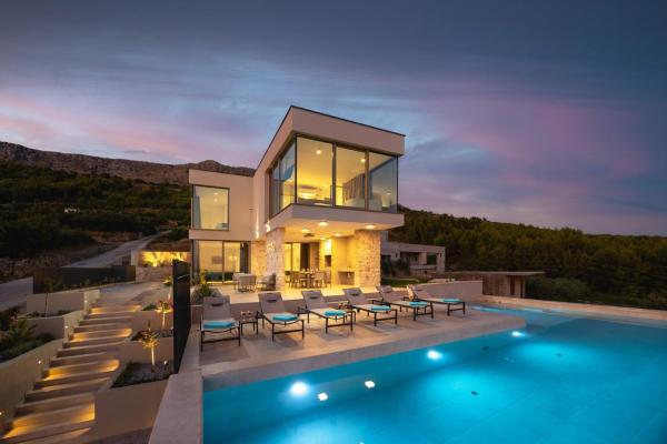 Exclusive Villa St. Christopher, Varaa  Bajnice Split-Dalmatia County