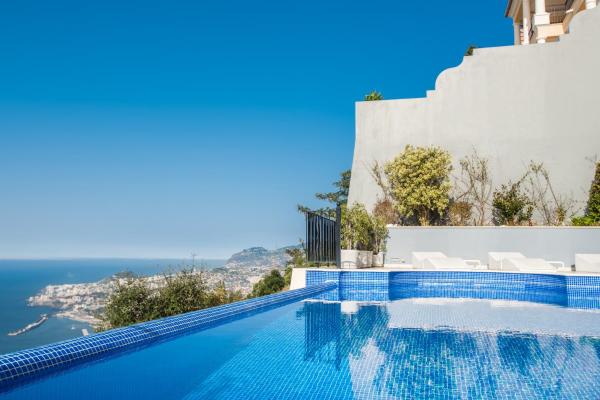 Villa La Terrasse by Holiday Rental Madeira, Varaa  Sao Goncalo Funchal