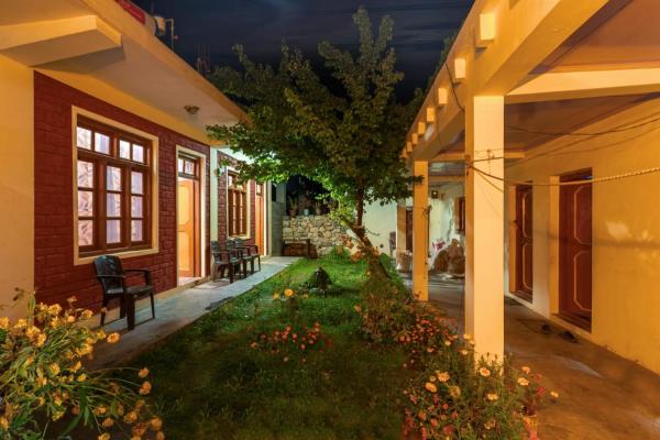 Stay with Sonam Family, Varaa  Nako Himachal Pradesh