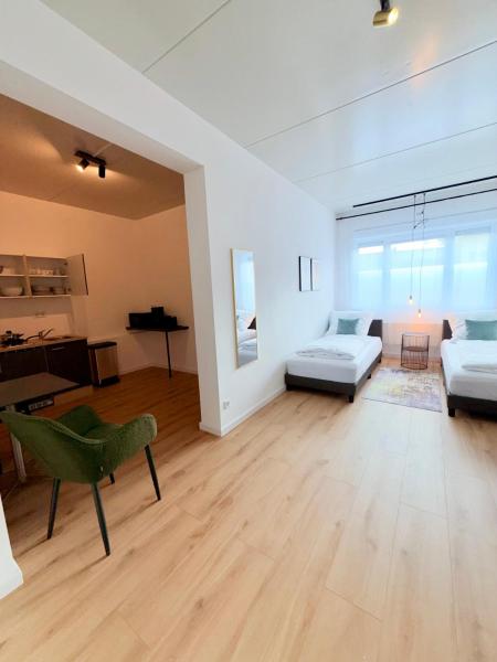 Business & fitter Apartment Schwabach, Varaa Huoneisto Baijeri hotellit, joissa on pysäköinti, Pysäköinti