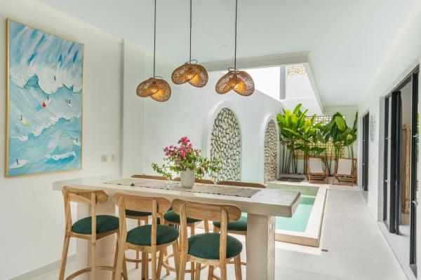 Luxury Villa With Private Pool Surrounded by Nature, Varaa  Mantaak 