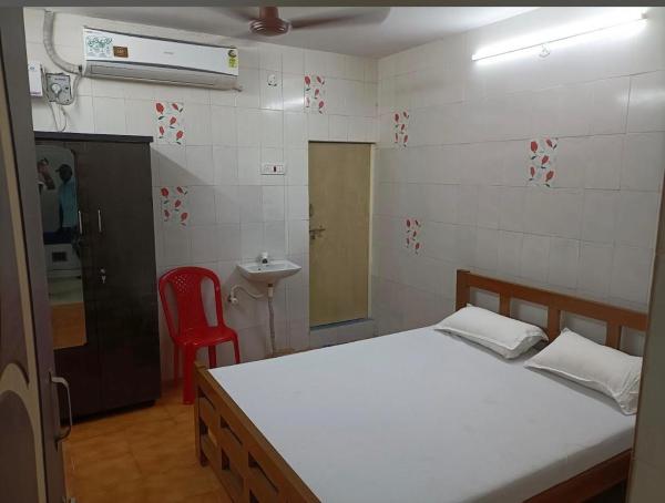 Everest Lodge, Varaa  Chennai Tamil Nadu