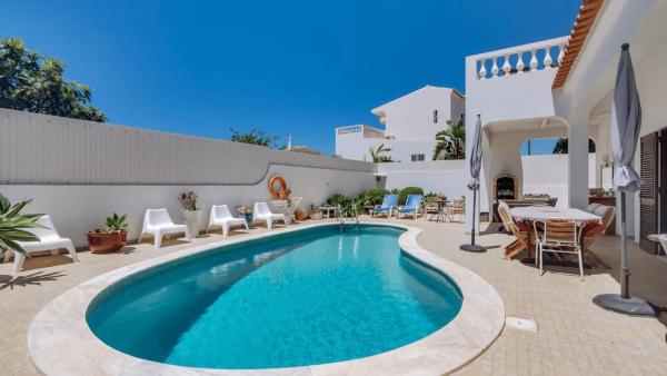 Villa Frederique by Gabi Miguel, Varaa  Albufeira Albufeira