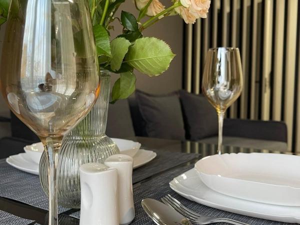 Uzhhorod Apartment Lux Світло не вимикають, Varaa Huoneisto Uzhhorod 
