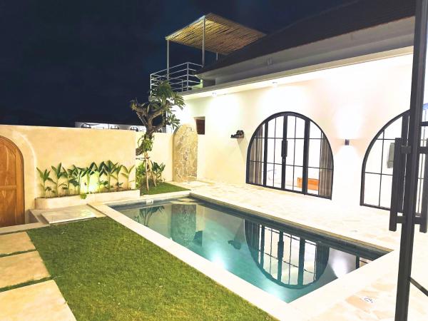 Villa Nata, Varaa  Bali hotellit, joissa on pysäköinti, Pysäköinti