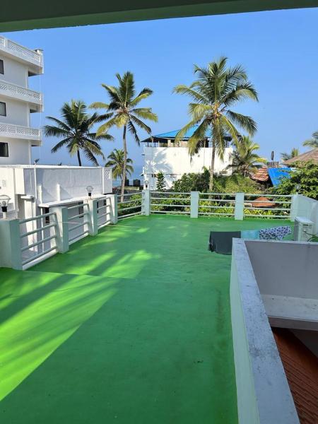 Rock View Palace Lighthouse Beach Resort, Varaa  Trivandrum New Delhi