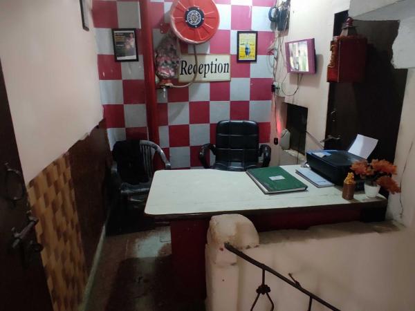 Hotel O AVS, Varaa  Moradabad 