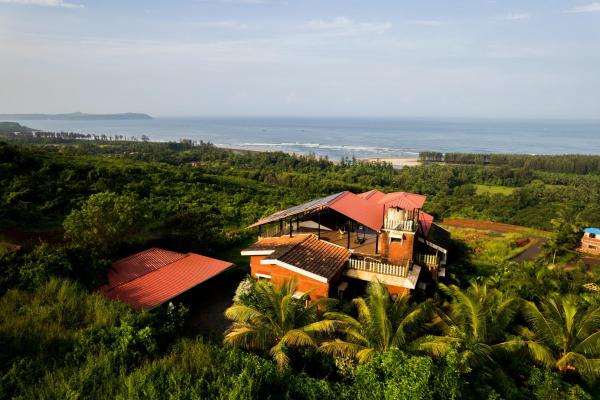 Sea Nest Villa, 3BHK Panoramic Sea View , Ganpatipule, Varaa  Ratnagiri 