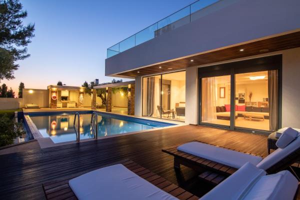 F & B Summer Family Villa - Kassandra - Siviri, Varaa  Hotellit Makedonia uima-altaalla, Uima-allas